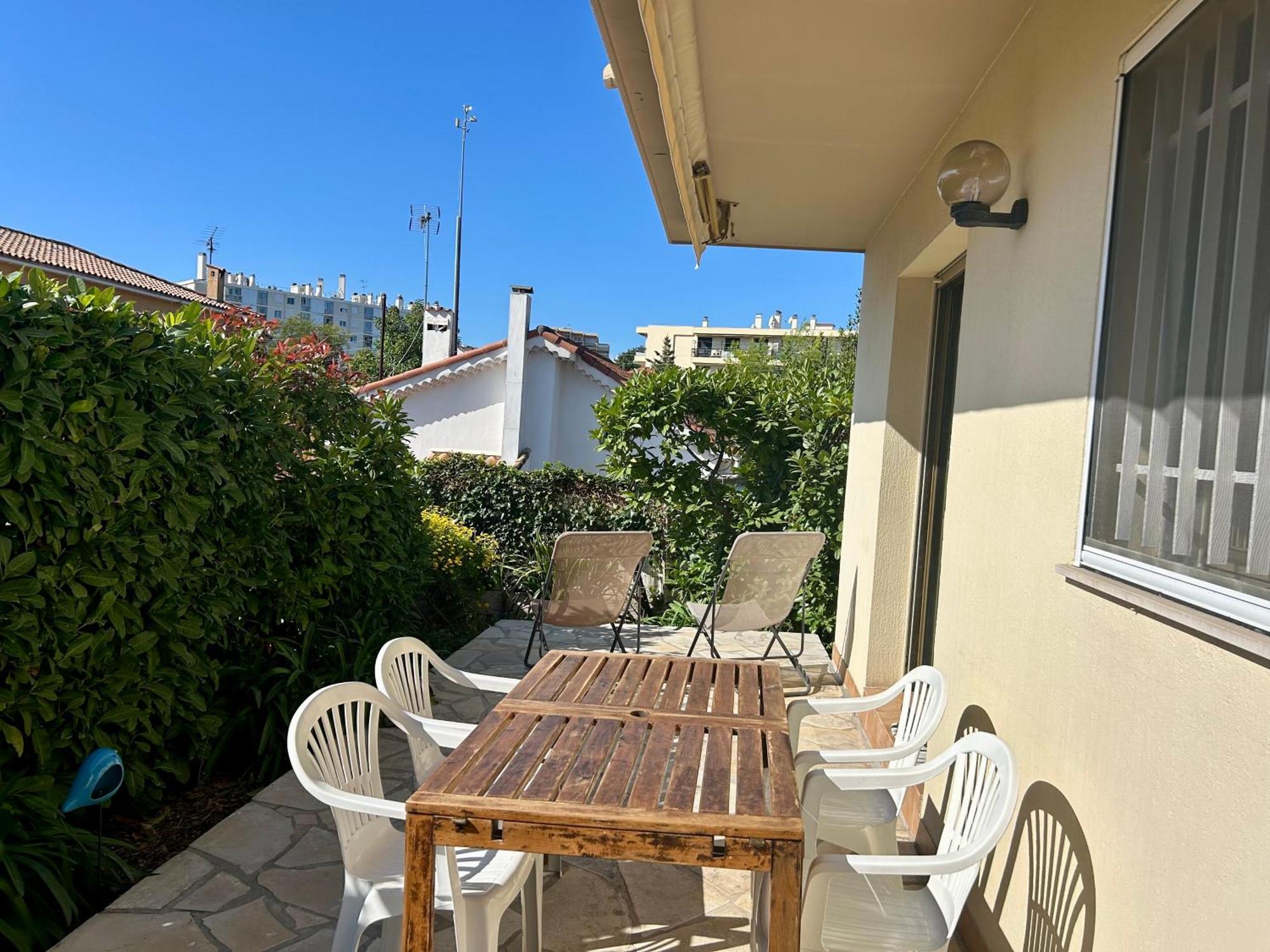 Les Ondes - Terrasse Rdc Villa Calme Parking Proche Plage Antibes Exterior photo
